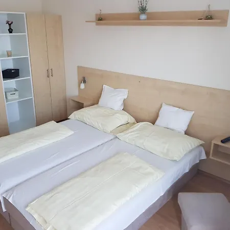 Szaloky Apartmanhaz Gyenesdias Exterior photo