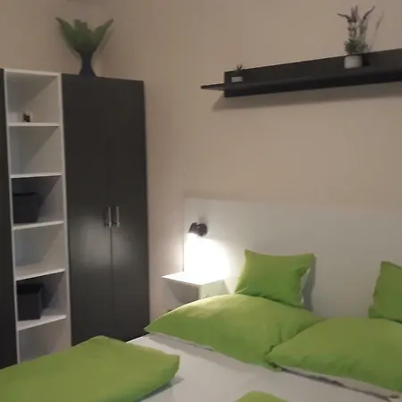 Szaloky Apartmanhaz Gyenesdias Exterior photo