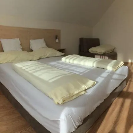 Szaloky Apartmanhaz Gyenesdias Exterior photo