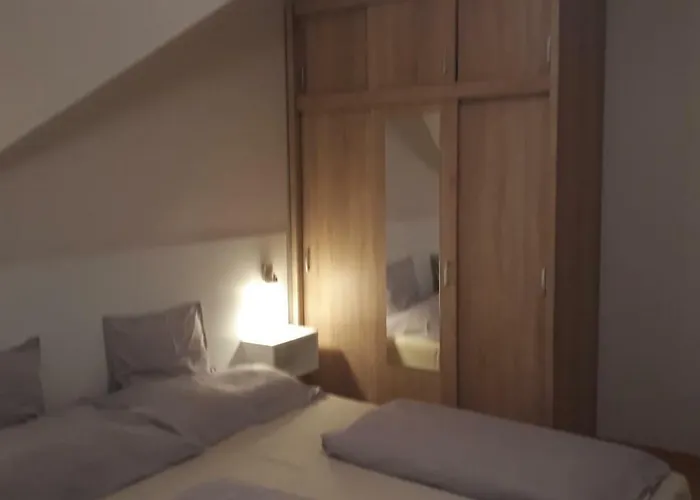 Szaloky Apartmanhaz