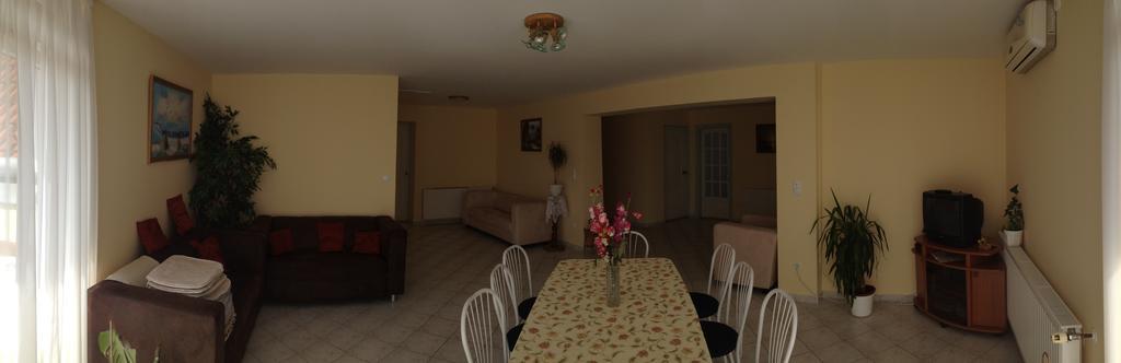 Szaloky Apartmanhaz Apartment Gyenesdias