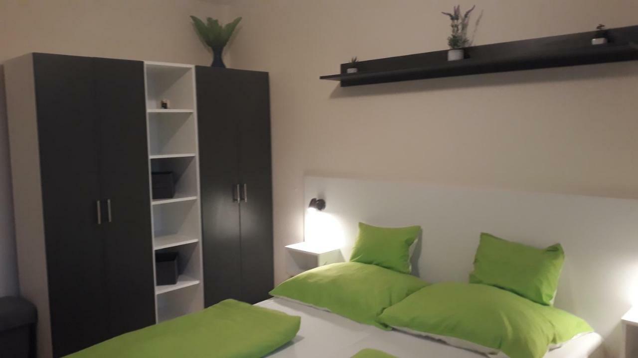 Apartment Szaloky Apartmanhaz Gyenesdias